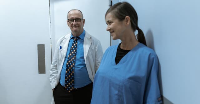 UAE Healthcare Jobs for Immigrants – Hospitals and Clinics Hiring Foreign Professionals